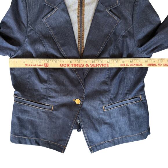 Chico's Denim Blazer Size 1 Small 8/10 Blue One Button Pockets Tailored Stretch - Picture 10 of 10